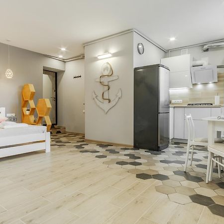 Vip Apartment Blue Whale Odessa Exteriör bild